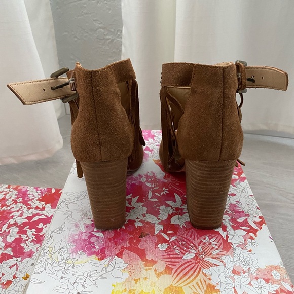 Chinese Laundry Fringe Booties - Picture 3 of 8